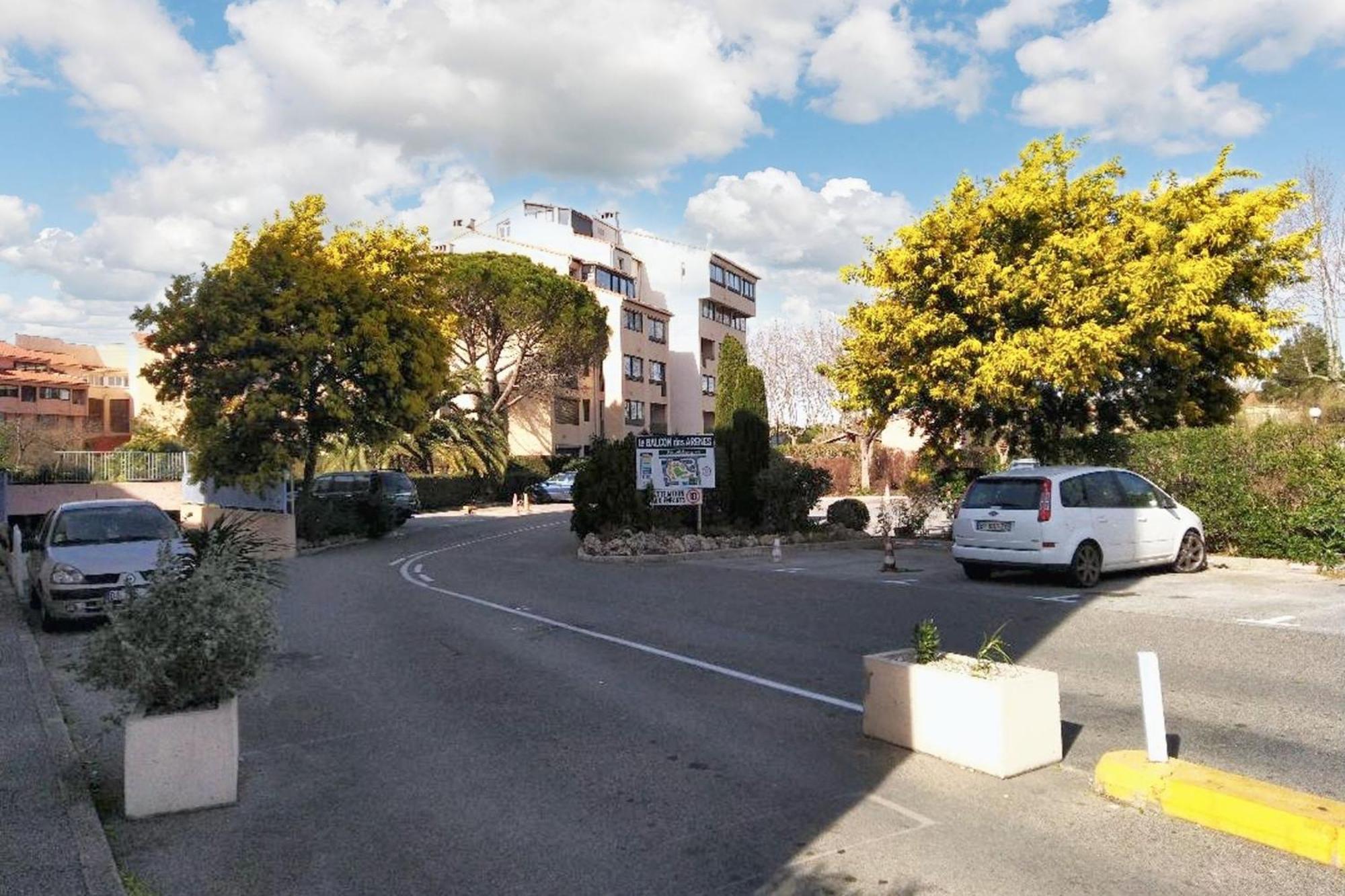 Appartement Avec Vue Sur La Piscine Partagee Et Balcon Amenage A A 2 Km De La *