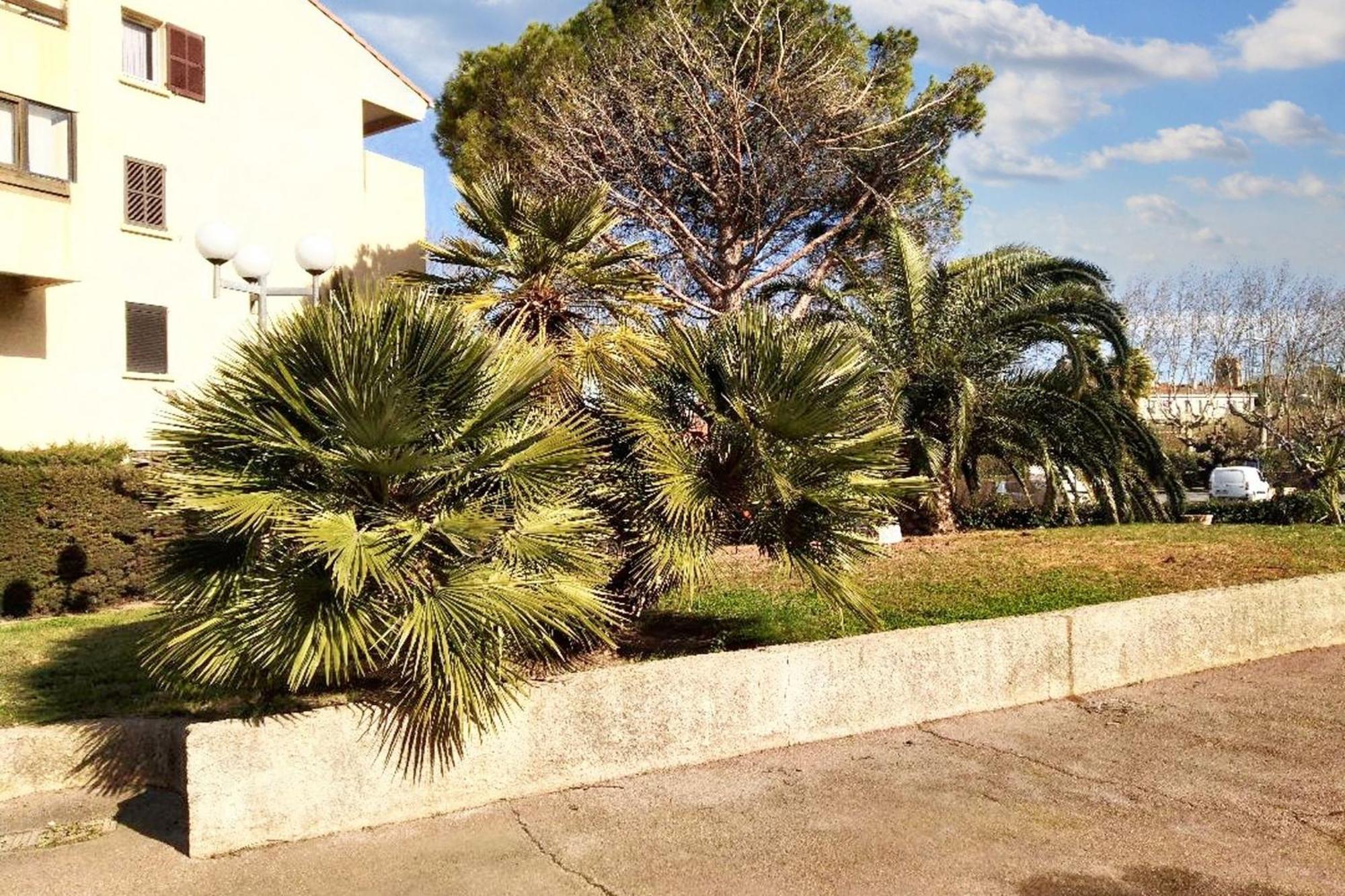 Appartement Avec Vue Sur La Piscine Partagee Et Balcon Amenage A A 2 Km De La Fréjus