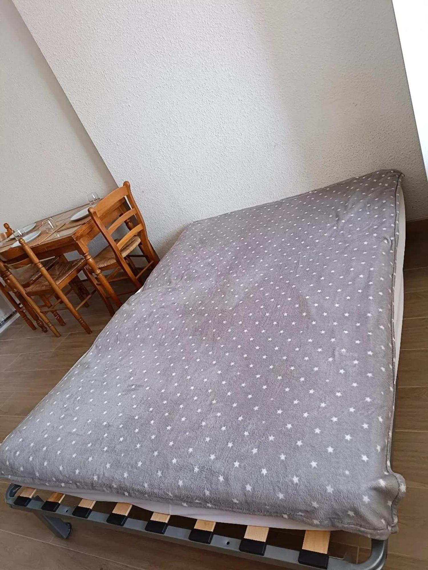 Avec Vue Sur La Piscine Partagee Et Balcon Amenage A A 2 Km De La Fréjus