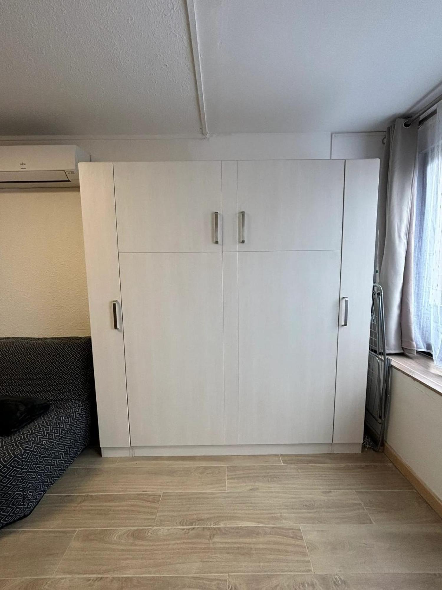 Avec Vue Sur La Piscine Partagee Et Balcon Amenage A A 2 Km De La Appartement